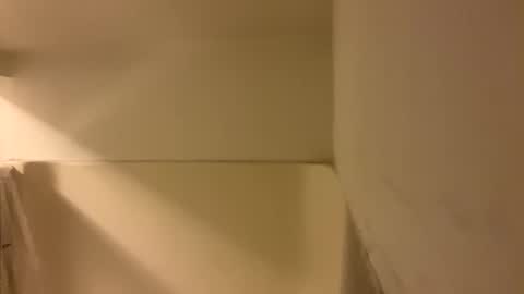 AlphaDragon online show from 10/28/25, 01:31