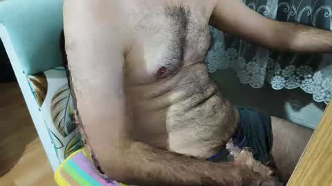 Snapshot of 007messiiii chatting on 10/28/25, 10:23 NEW VDEO N THE BO   online show from 10/28/25, 10:23