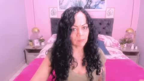 Snapshot of 00valeriasexxx chatting on 12/23/24, 02:56 Valeria online show from 12/23/24, 02:56