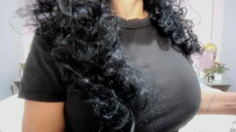 Snapshot of 00valeriasexxx chatting on 01/27/25, 09:13 Valeria online show from 01/27/25, 09:13