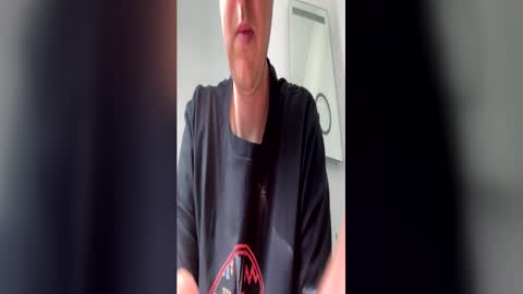 Snapshot of 090991jms chatting on 06/15/26, 03:58 JMS online show from 06/15/26, 03:58