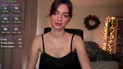 Olivia online show from 12/22/25, 09:34