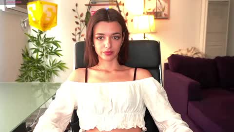 Olivia online show from 05/19/26, 11:44