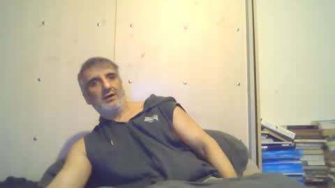 Snapshot of 0luvmonkey chatting on 11/16/25, 08:58 0luvmonkey online show from 11/16/25, 08:58