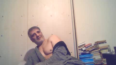Snapshot of 0luvmonkey chatting on 02/08/26, 10:46 0luvmonkey online show from 02/08/26, 10:46