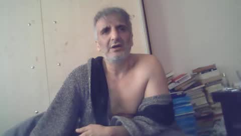 Snapshot of 0luvmonkey chatting on 02/09/26, 10:52 0luvmonkey online show from 02/09/26, 10:52