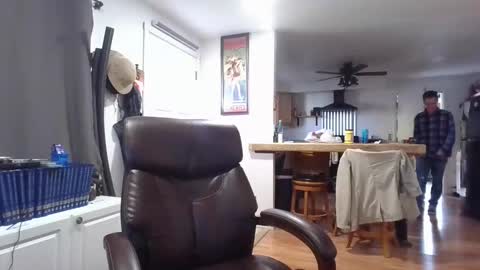 Snapshot of 0trickortreat0 chatting on 11/21/25, 06:17 CountryPrince online show from 11/21/25, 06:17