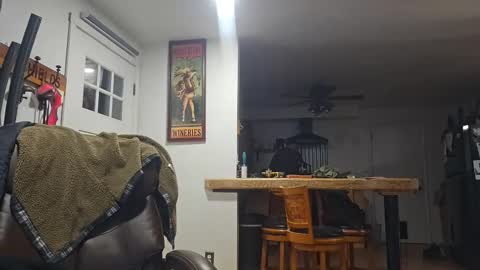 Snapshot of 0trickortreat0 chatting on 11/27/25, 01:40 CountryPrince online show from 11/27/25, 01:40