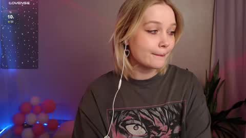 Snapshot of 0uralexa chatting on 12/17/24, 09:38 Alexa online show from 12/17/24, 09:38