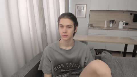 Snapshot of 0verlandd chatting on 09/22/25, 08:16 Adam online show from 09/22/25, 08:16