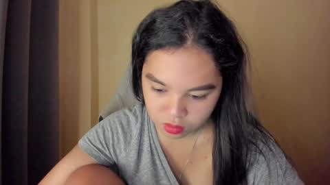 Snapshot of 0wwlo0k chatting on 11/12/25, 05:41 0wwlo0k online show from 11/12/25, 05:41