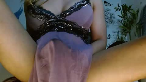 Jennifer Atkinson online show from 01/03/25, 04:37