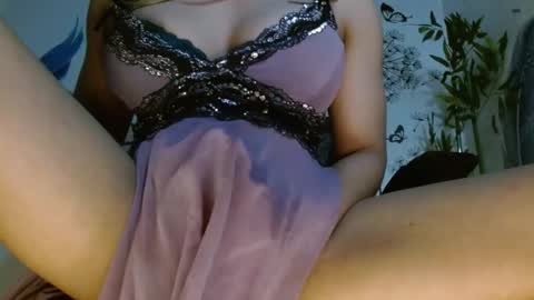 Jennifer Atkinson online show from 01/04/25, 04:23
