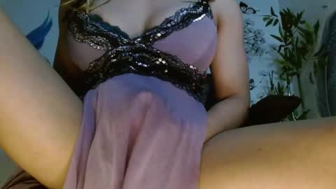 Jennifer Atkinson online show from 01/18/25, 08:52