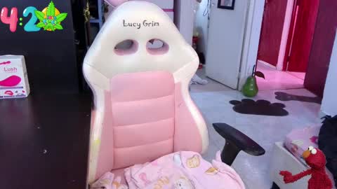 111lucygrim111 online show from 01/10/25, 06:38