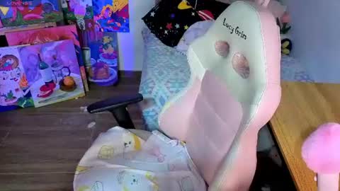 111lucygrim111 online show from 07/17/26, 12:06