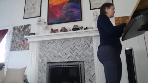 Aurora Willows online show from 01/14/25, 06:07