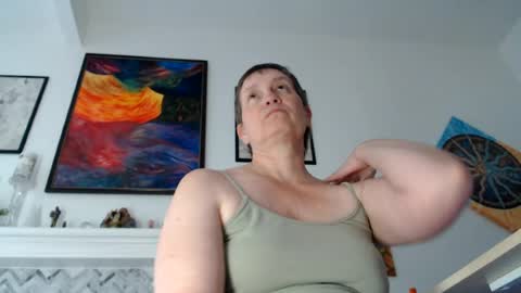 Aurora Willows online show from 07/24/26, 03:43