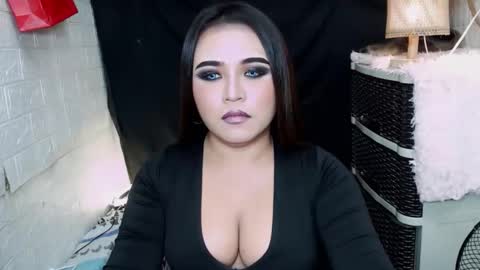 sexy kia online show from 05/06/26, 12:19