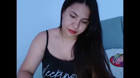 emily online show from 09/09/25, 04:45