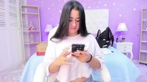 Snapshot of 15_scarlette chatting on 01/14/26, 03:23 Scarlette online show from 01/14/26, 03:23