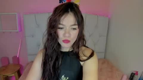 18candy online show from 02/19/25, 01:18