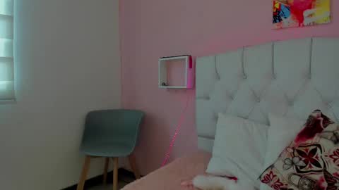 18candy online show from 09/29/25, 07:51