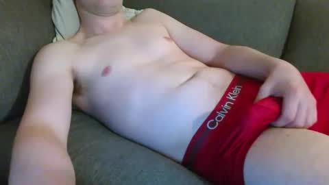 18chillin online show from 11/05/25, 02:22