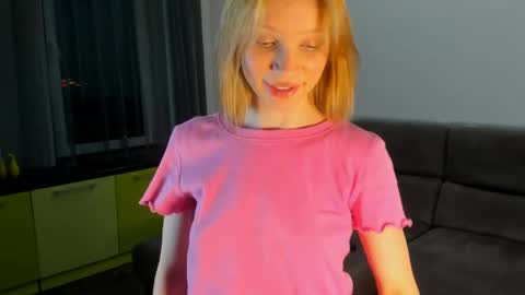 Kira online show from 05/29/26, 05:00