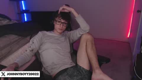 19yrboyhot online show from 09/09/25, 01:38