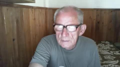 Snapshot of 19georg54 chatting on 05/07/26, 11:59 19georg54 online show from 05/07/26, 11:59