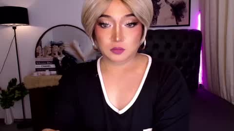 Ekang online show from 07/22/26, 06:43