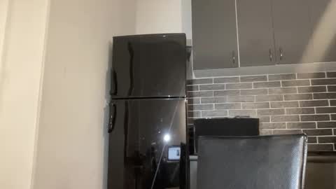 Snapshot of 1dove chatting on 03/06/25, 05:22 DOVE online show from 03/06/25, 05:22