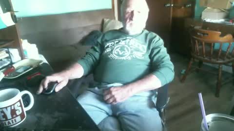 1handyanddee online show from 12/26/24, 05:19