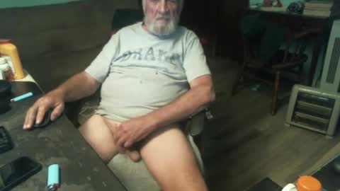 1handyanddee online show from 01/20/25, 03:04