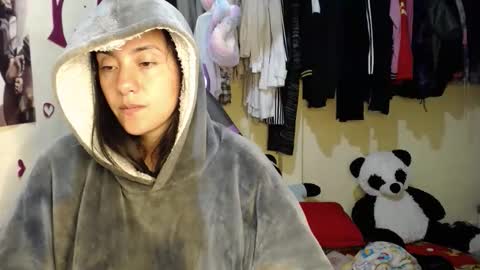 Snapshot of 1kandylove chatting on 12/14/25, 12:38 1kandylove online show from 12/14/25, 12:38