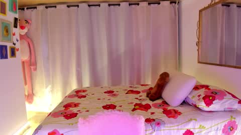 Snapshot of 1laiaa1 chatting on 11/25/25, 02:55 laiaa rivas online show from 11/25/25, 02:55