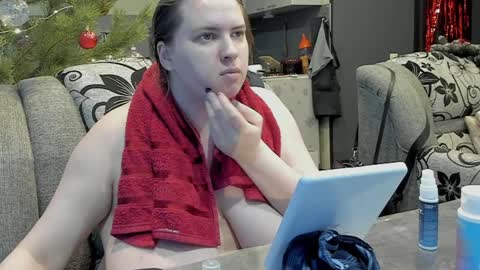1LINDSEY1 online show from 12/21/24, 11:44