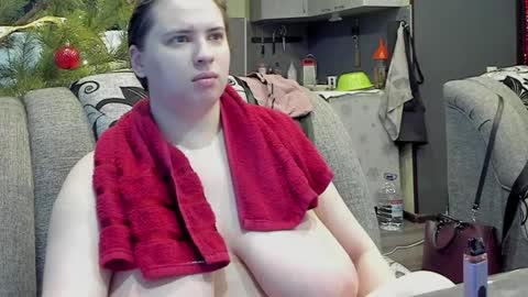 1LINDSEY1 online show from 12/27/24, 05:16