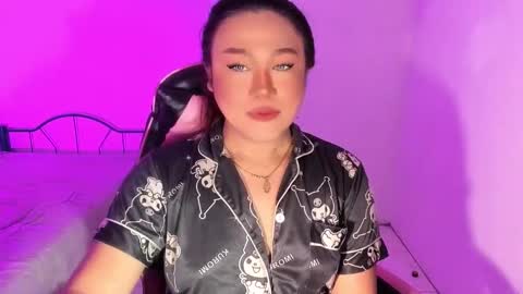 1lovelymess online show from 10/13/25, 01:05