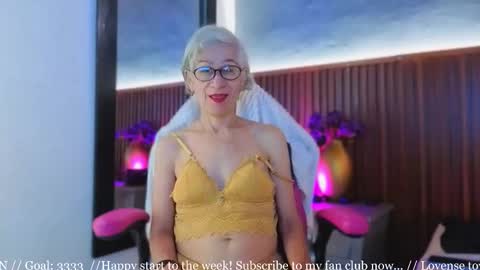Miss Monserrate online show from 02/20/26, 01:22