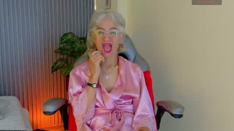 Miss Monserrate online show from 07/02/26, 02:01