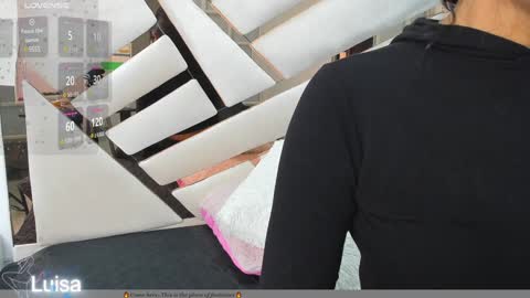 Snapshot of 1naughty_milf chatting on 12/20/24, 11:21 Luisa online show from 12/20/24, 11:21