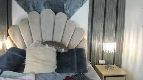 Snapshot of 1naughty_milf chatting on 12/05/25, 12:03 Luisa online show from 12/05/25, 12:03