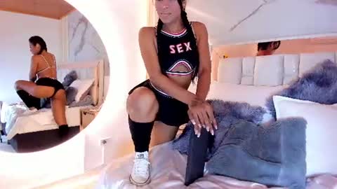 Luisa online show from 06/14/26, 02:30