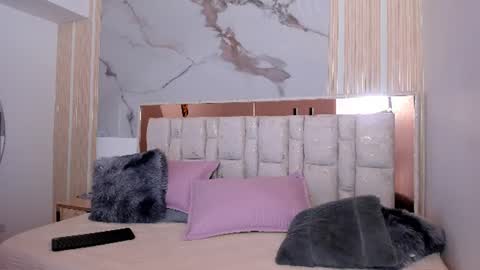 Luisa online show from 06/21/26, 03:03