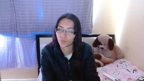 paola online show from 10/08/25, 07:11