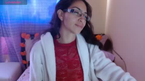 paola online show from 12/16/25, 07:19