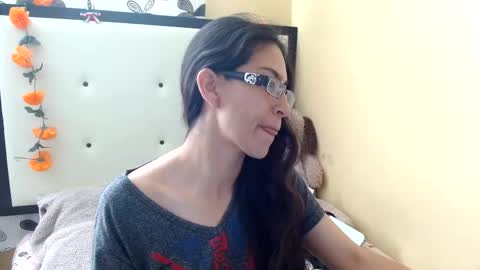 paola online show from 03/13/26, 10:27