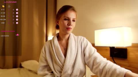 Snapshot of 1slavicdoll chatting on 11/01/25, 01:18 VICTORIA online show from 11/01/25, 01:18